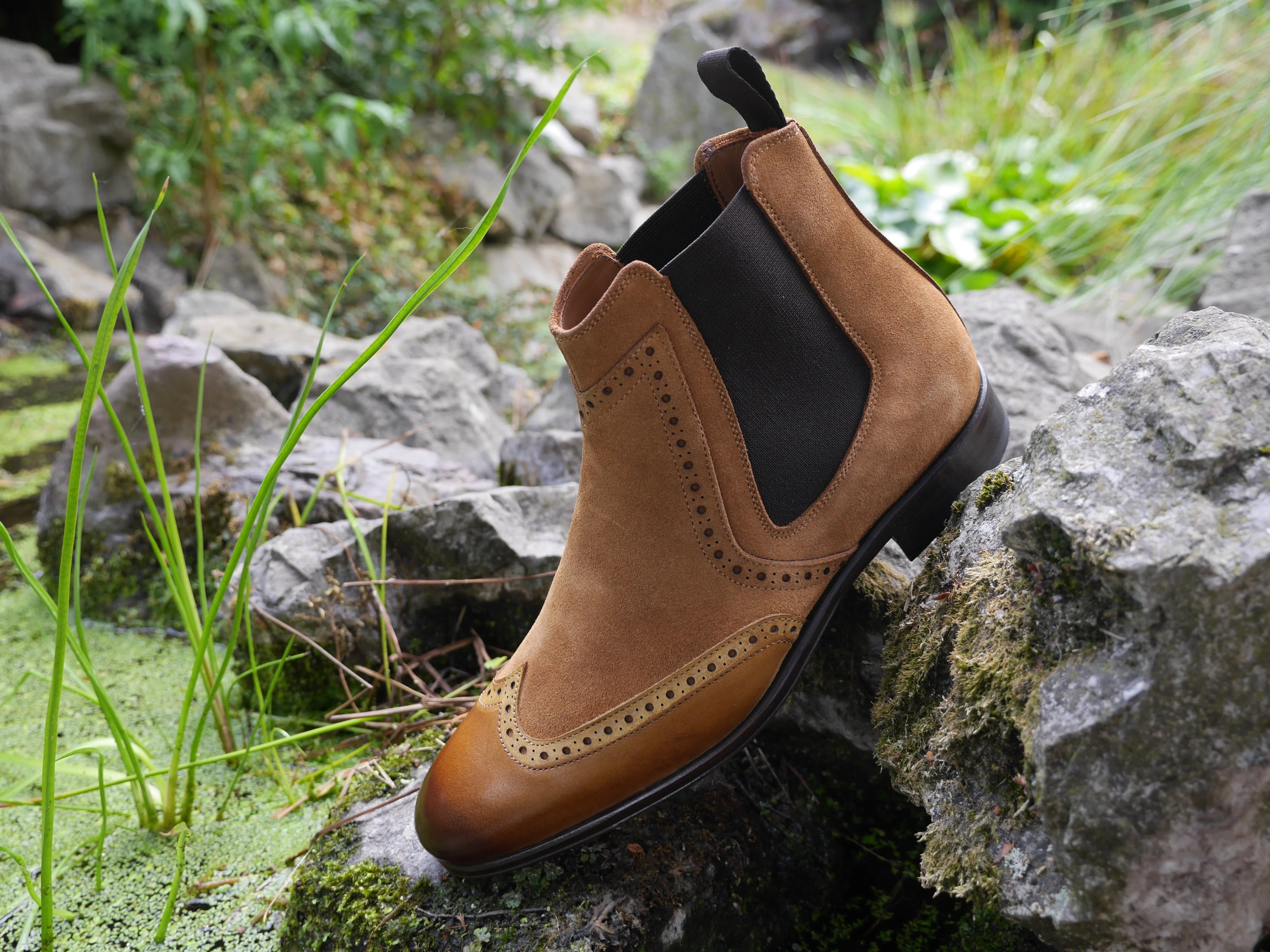 1142 - Bitols Suede Tabacco