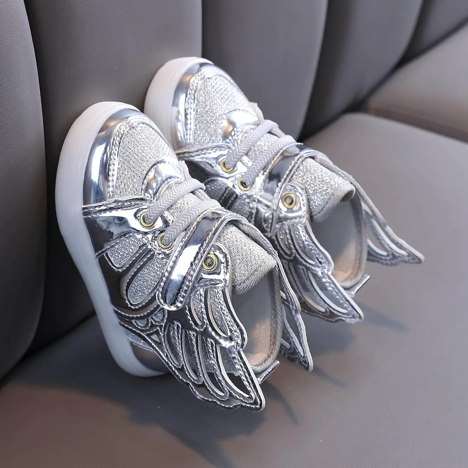 Baby Slip on Shoes Bling Children Luminous Girls Light Led Sneakers Kids Baby Shoes Sport Baby Shoes White Toddler Shoes
