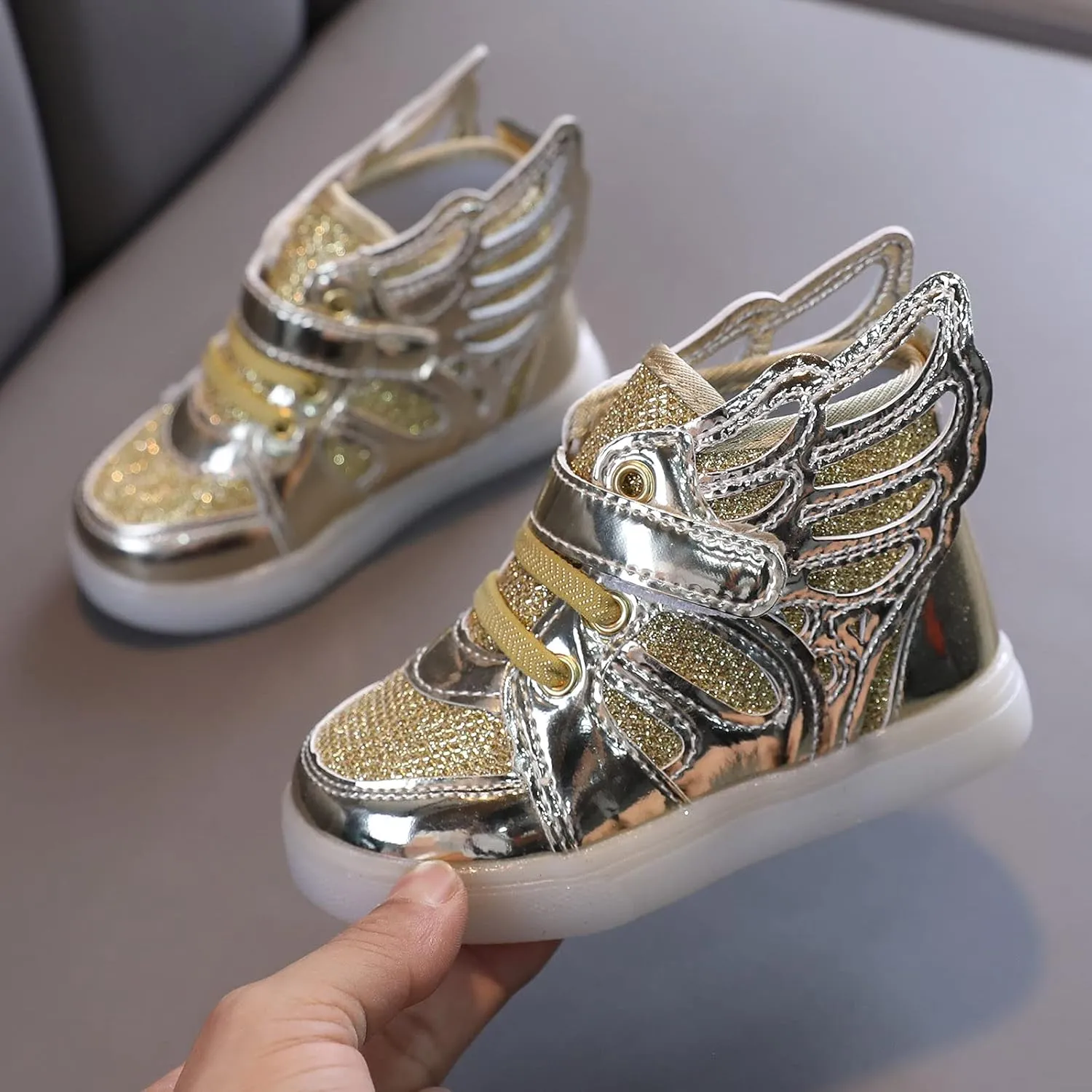 Baby Slip on Shoes Bling Children Luminous Girls Light Led Sneakers Kids Baby Shoes Sport Baby Shoes White Toddler Shoes