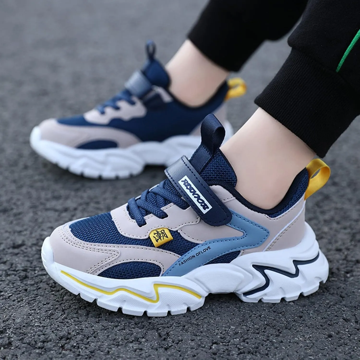 Boys Girls Sneakers Kids Lightweight Breathable Adjustable Athletic Running Shoes for Athletic Shoes Youth Boys