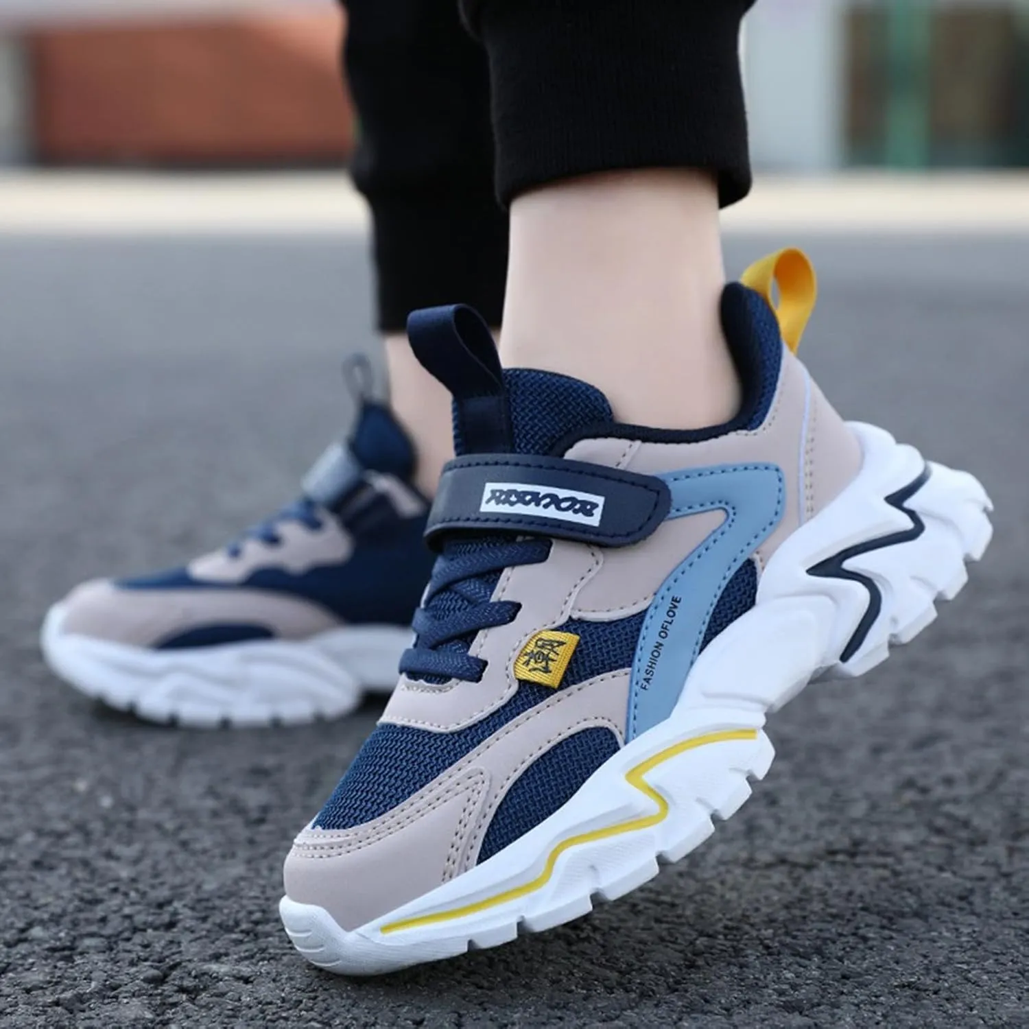 Boys Girls Sneakers Kids Lightweight Breathable Adjustable Athletic Running Shoes for Athletic Shoes Youth Boys