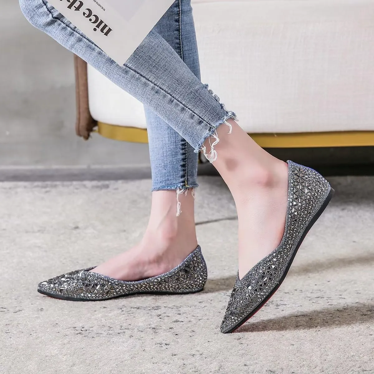 ChaiRong Zhou Women's Pointed Toe Ballet Flats Rhinestones Rivet-Studded Slip-ons Chic Dress Shoes