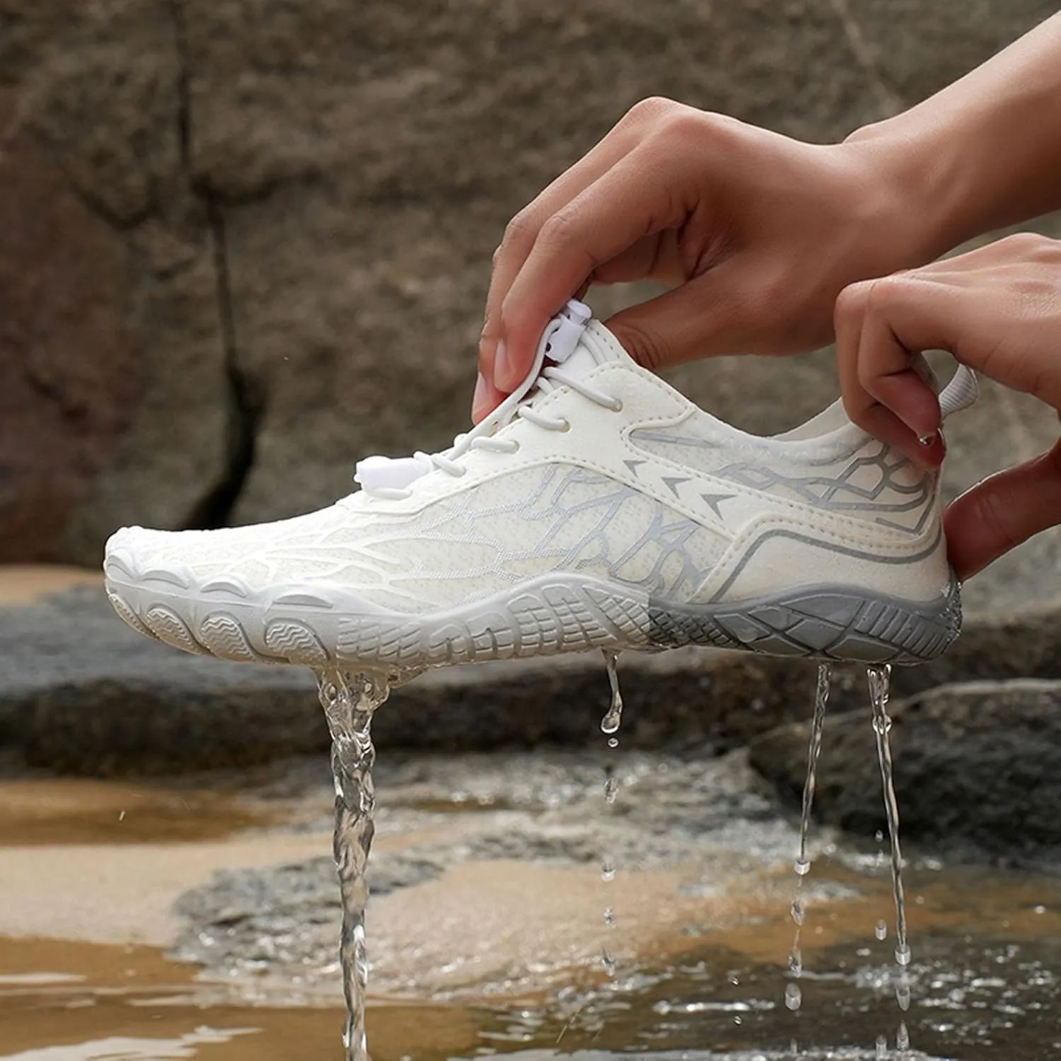 Couples All Seasons Five Finger Water Shoes Swimming Shoes Men and Women Platform Athletic Shoes for Women
