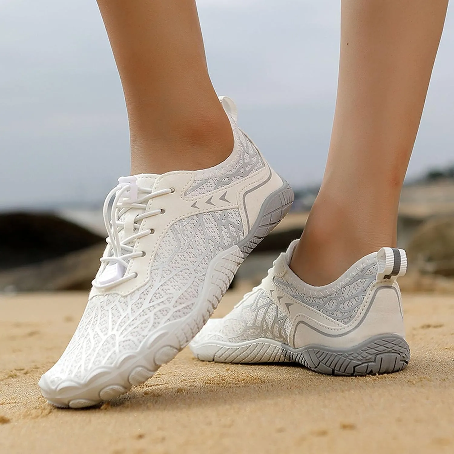 Couples All Seasons Five Finger Water Shoes Swimming Shoes Men and Women Platform Athletic Shoes for Women