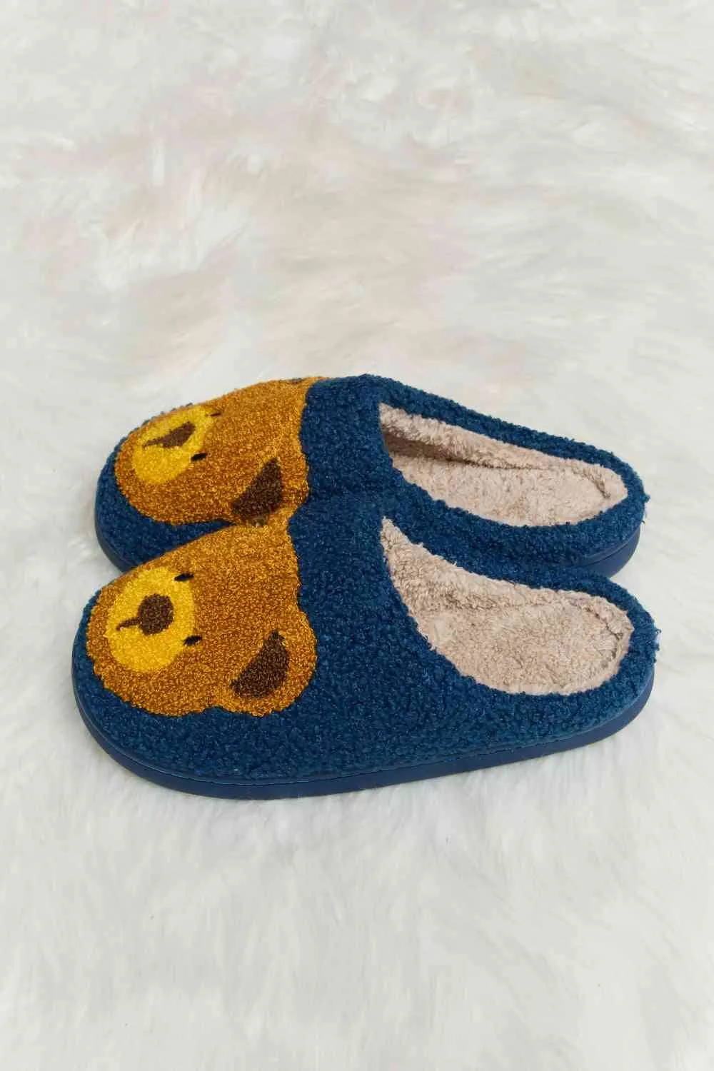 Cutsie Teddy Bear Print Plush Slide Slippers