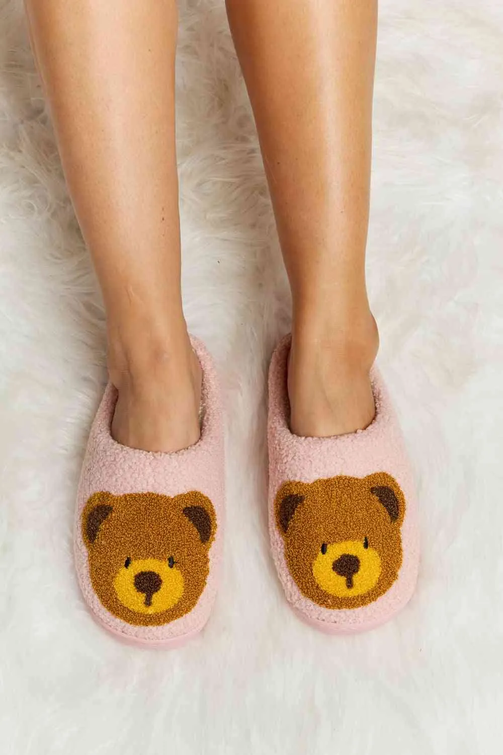Cutsie Teddy Bear Print Plush Slide Slippers