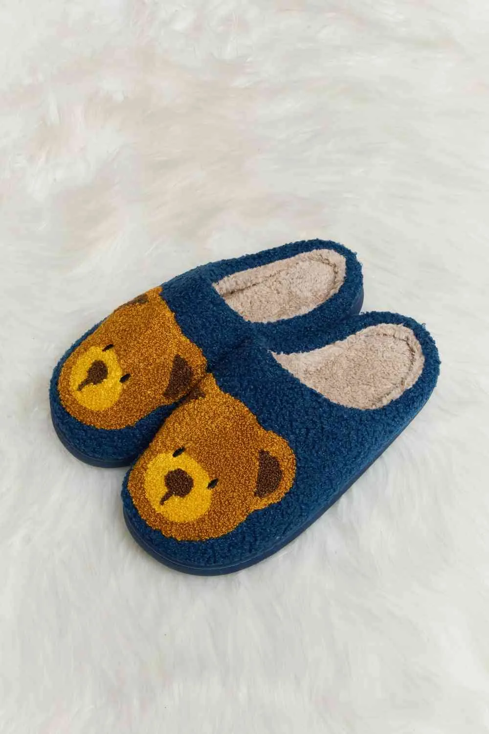 Cutsie Teddy Bear Print Plush Slide Slippers