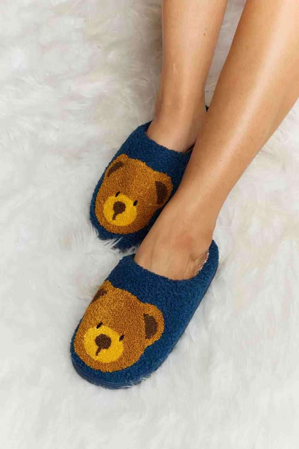 Cutsie Teddy Bear Print Plush Slide Slippers