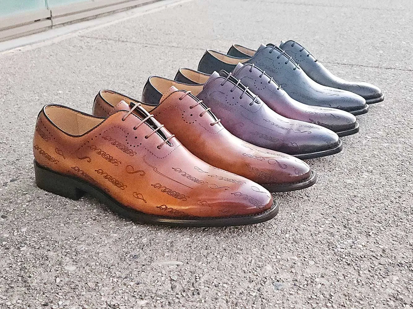 Embossed Wholecut Oxford