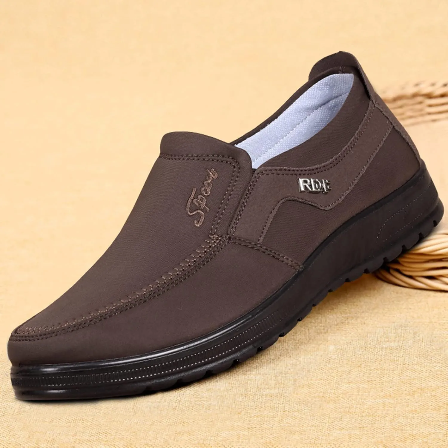 Fashion All Season Men Casual Shoes Flat Bottoms Non Slip Uppers Solid Color Men Winter Casual Leather Boots Cool Shoes