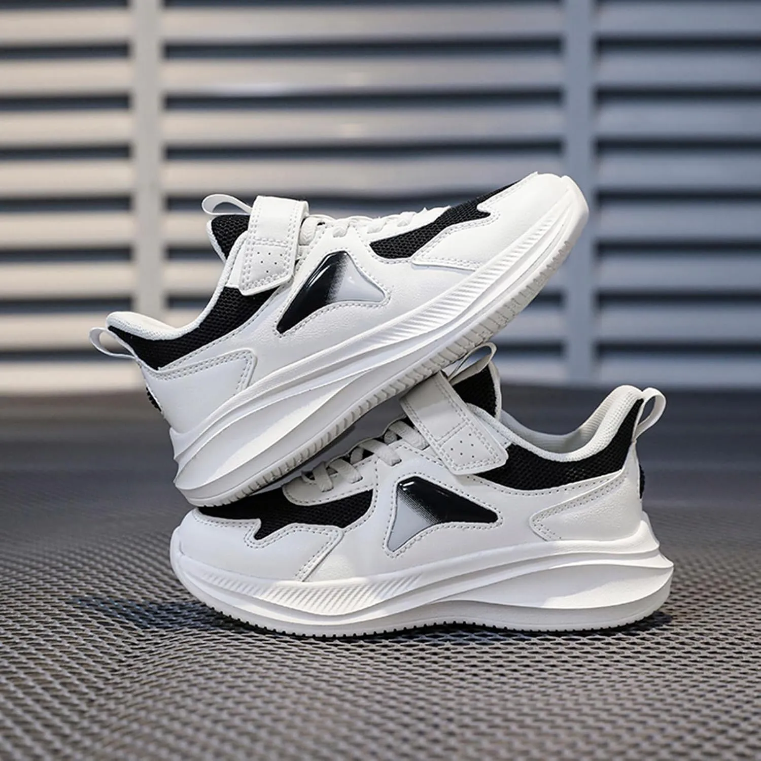 Kids Sneakers for Boys Girls Lightweight Running Shoes Mesh Breathable Hook and Loop Casual Shoes