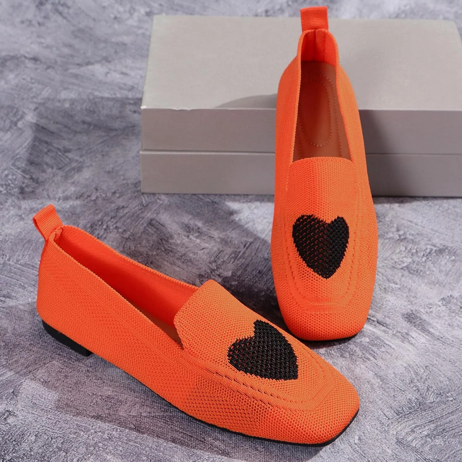 Ladies Casual Solid Color Love Mesh Breathable Fly Weave Shallow Mouth Flat Shoes Single Shoes Soybean Shoes Casual Shoes Arches Sandals
