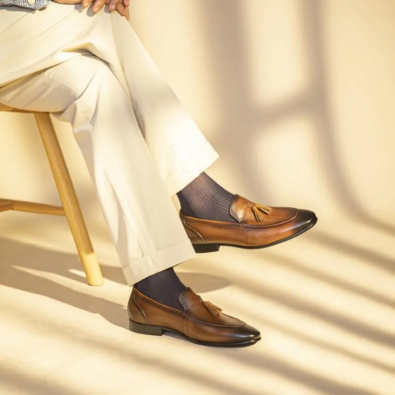 Loafers for Men Pointed Burnished Toe Tassel Genuine Leather Flexible Anti-Slip Flat Heel Outdoor Wedding Slip-on