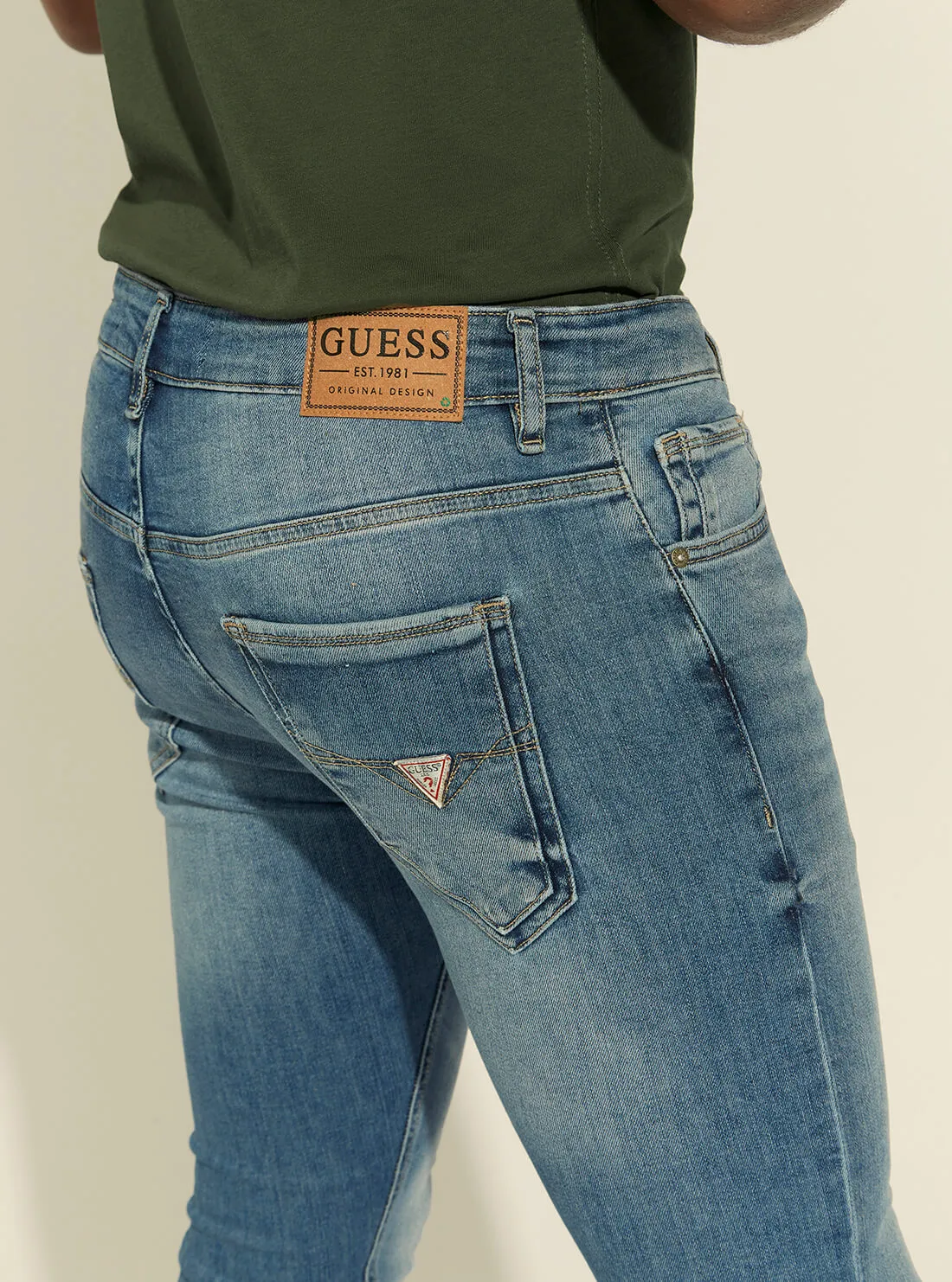Low-Rise Miami Skinny Denim Jeans in Carry Light Wash