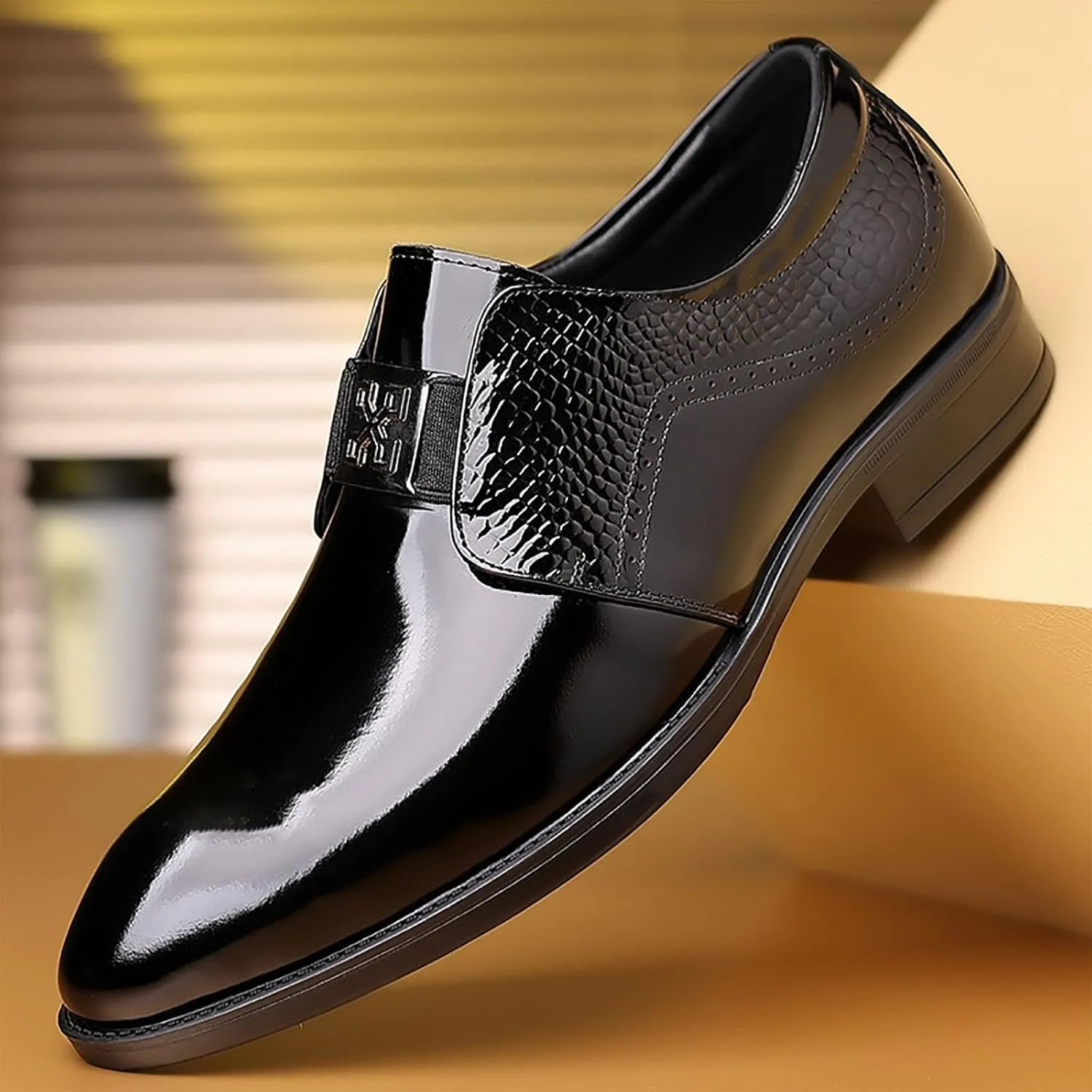 Men's Classic Business Formal Breathable Leather Shoes, Hand-Sewn Stylish Shiny Slip-on Low-top Thick Heel Modern Pointed Toe Formal Leather Shoes