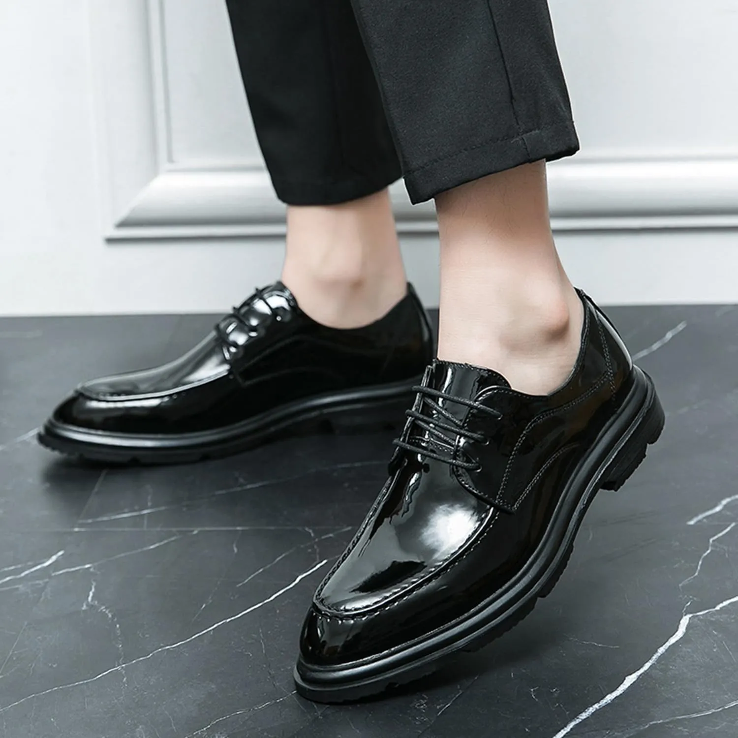 Men's Classic Dress Shoes Business Oxfords Lace-ups Modern Formal Derbys Patent Leather Shoes for Men