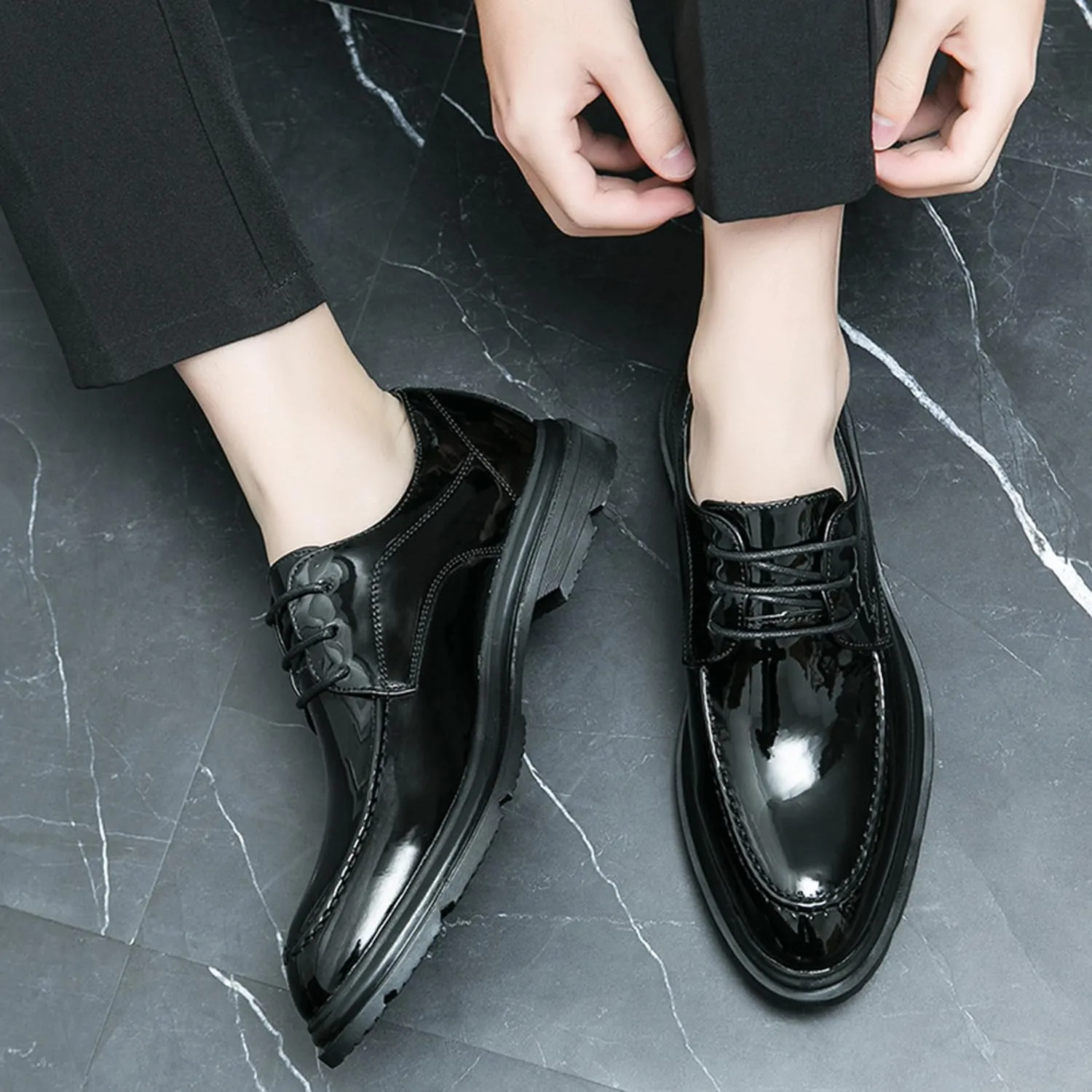 Men's Classic Dress Shoes Business Oxfords Lace-ups Modern Formal Derbys Patent Leather Shoes for Men
