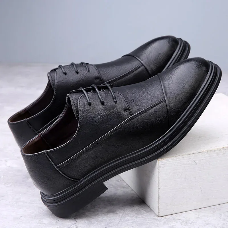 Men's Comfortable Vegan Leather Shoes with Cap Toe | For Everyday Wear