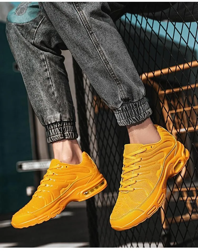 Men's Flyknit Breathable Elastic Air Cushion Sneakers