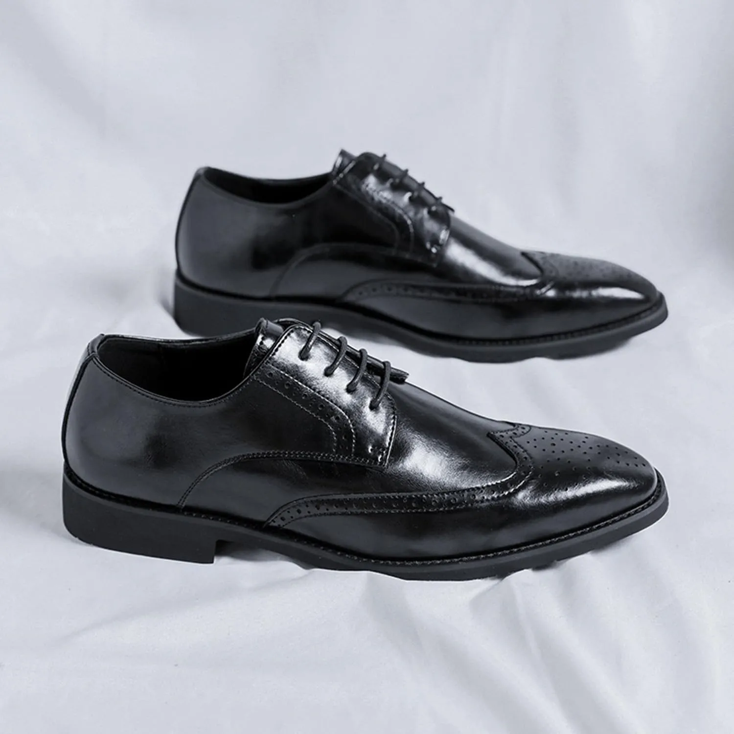 Men's Lace-ups Brogues Classic Oxford Formal Dress Shoes Modern Wingtip Business Shoes for Men
