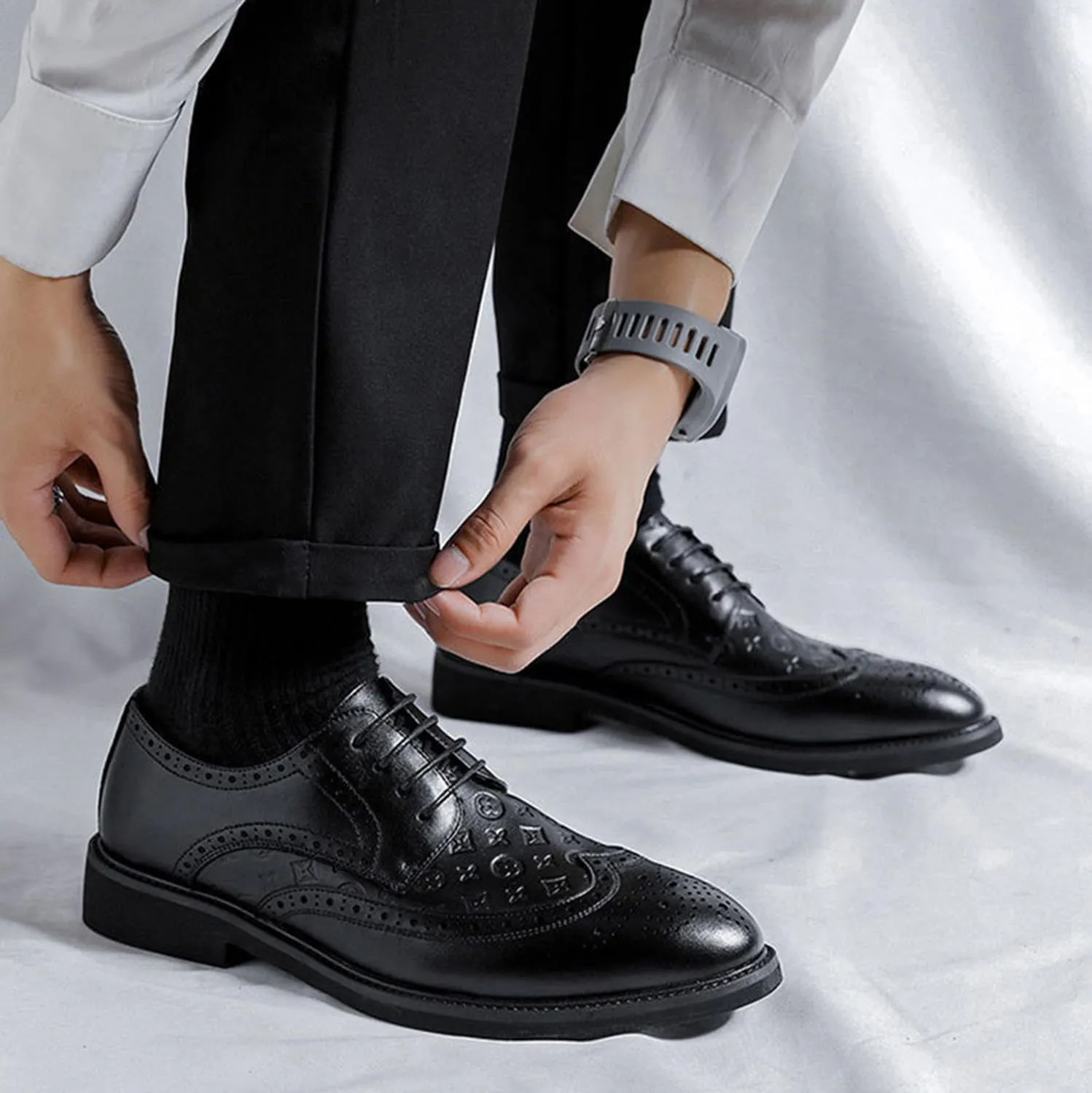 Men's Lace-ups Brogues Classic Wingtip Oxfords Formal Dress Shoes Comfortable Wedding Business Shoes for Men