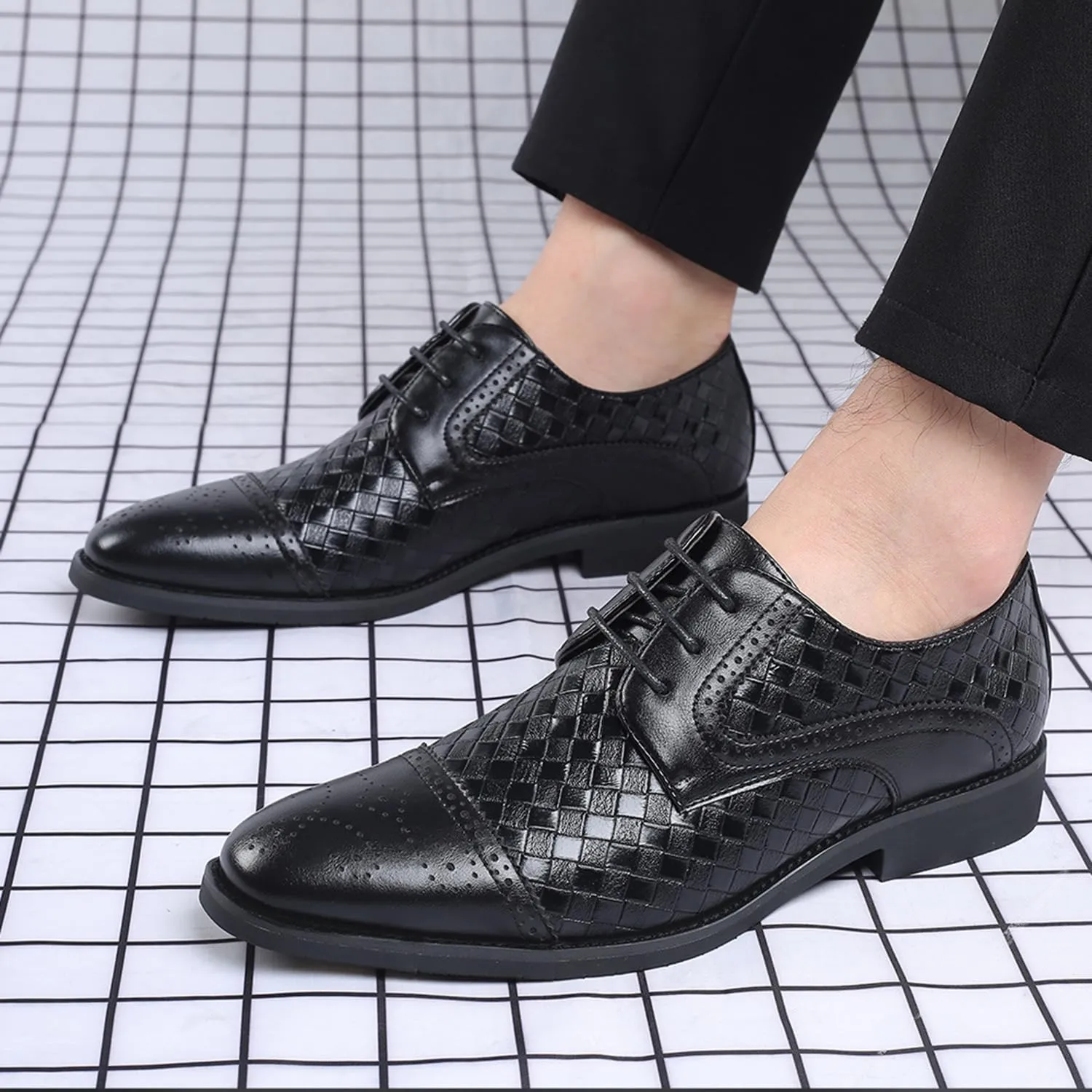 Men's Oxfords Formal Dress Shoes Classic Business Shoes Wingtip Brogues Lace-Up Wedding Shoes for Men