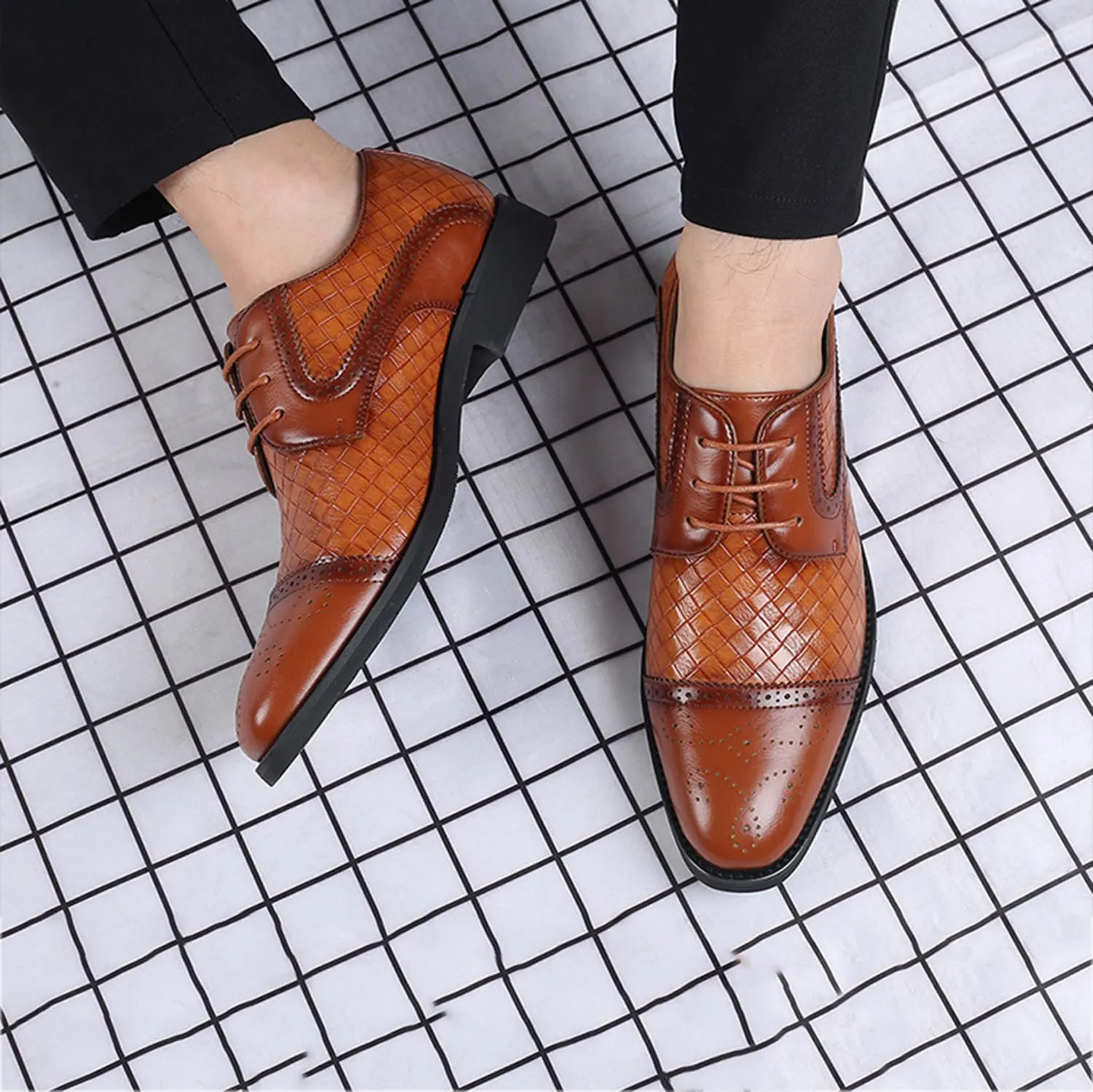Men's Oxfords Formal Dress Shoes Classic Business Shoes Wingtip Brogues Lace-Up Wedding Shoes for Men