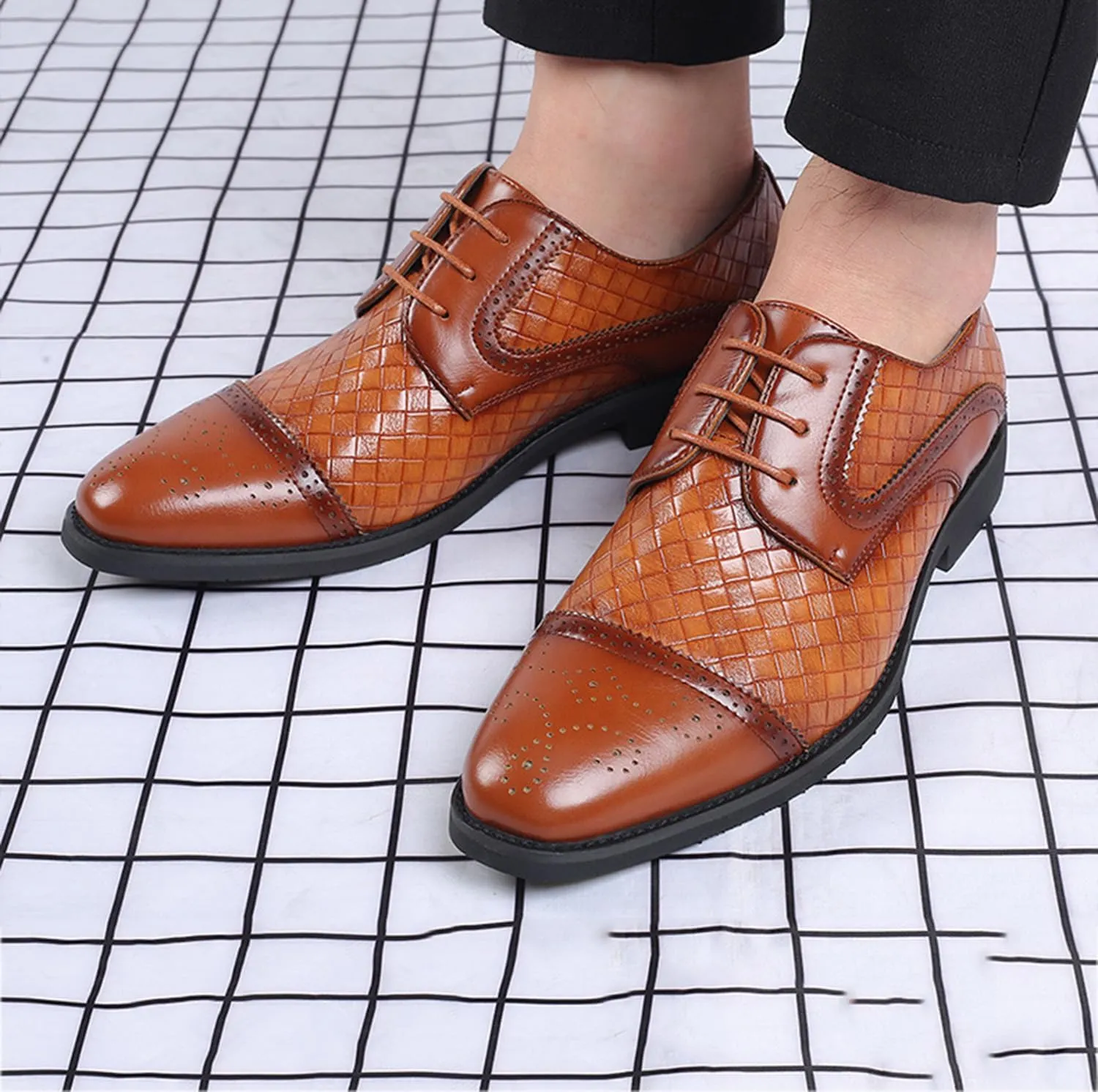 Men's Oxfords Formal Dress Shoes Classic Business Shoes Wingtip Brogues Lace-Up Wedding Shoes for Men