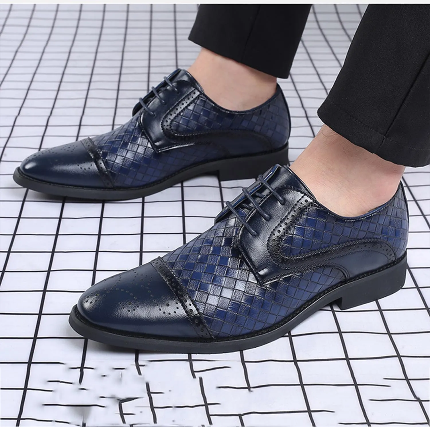 Men's Oxfords Formal Dress Shoes Classic Business Shoes Wingtip Brogues Lace-Up Wedding Shoes for Men