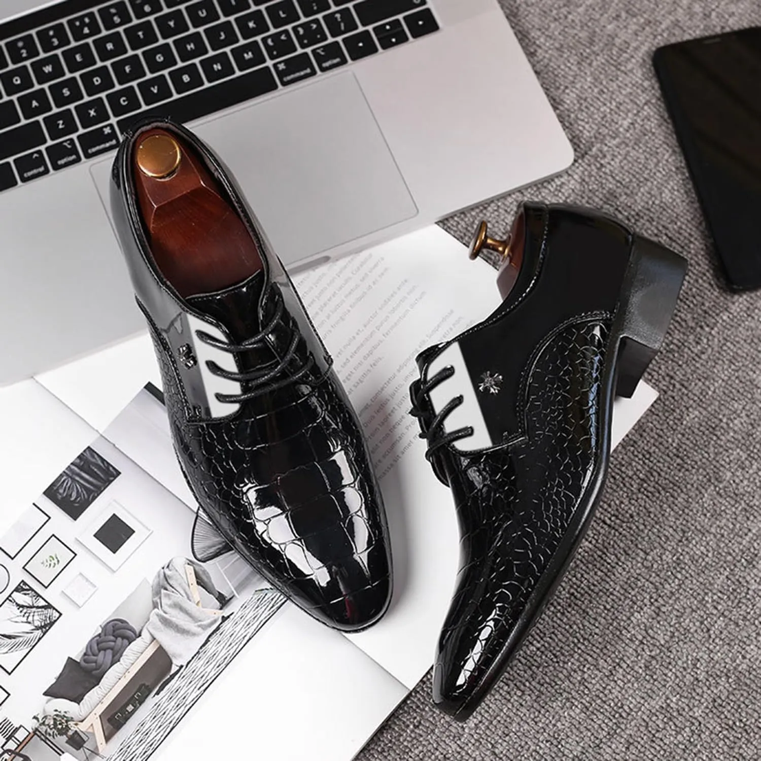 Men's Patent Leather Dress Shoes Formal Business Pointed Toe Classic Lace Up Oxford Shoes