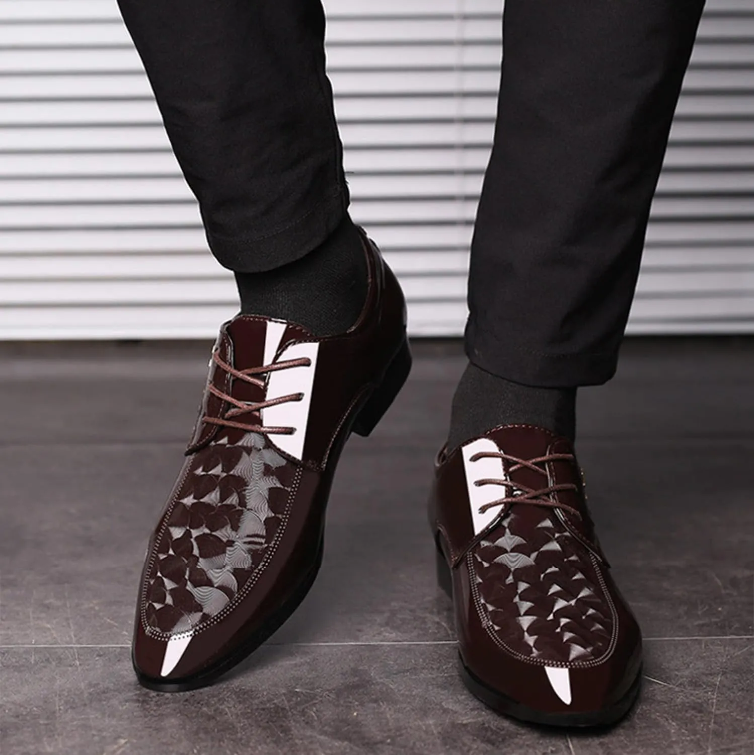 Men's Patent Leather Oxford Formal Business Shoes Classic Lace-up Comfortable Suit Tuxedo Dress Shoes