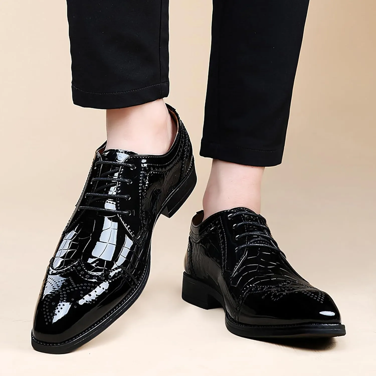Men's Patent Leather Pointed Toe Lace-up Brogue Oxford Shoes Fashion Comfortable Breathe Low Heel Wingtips Dress Wedding Business Derbys Shoes