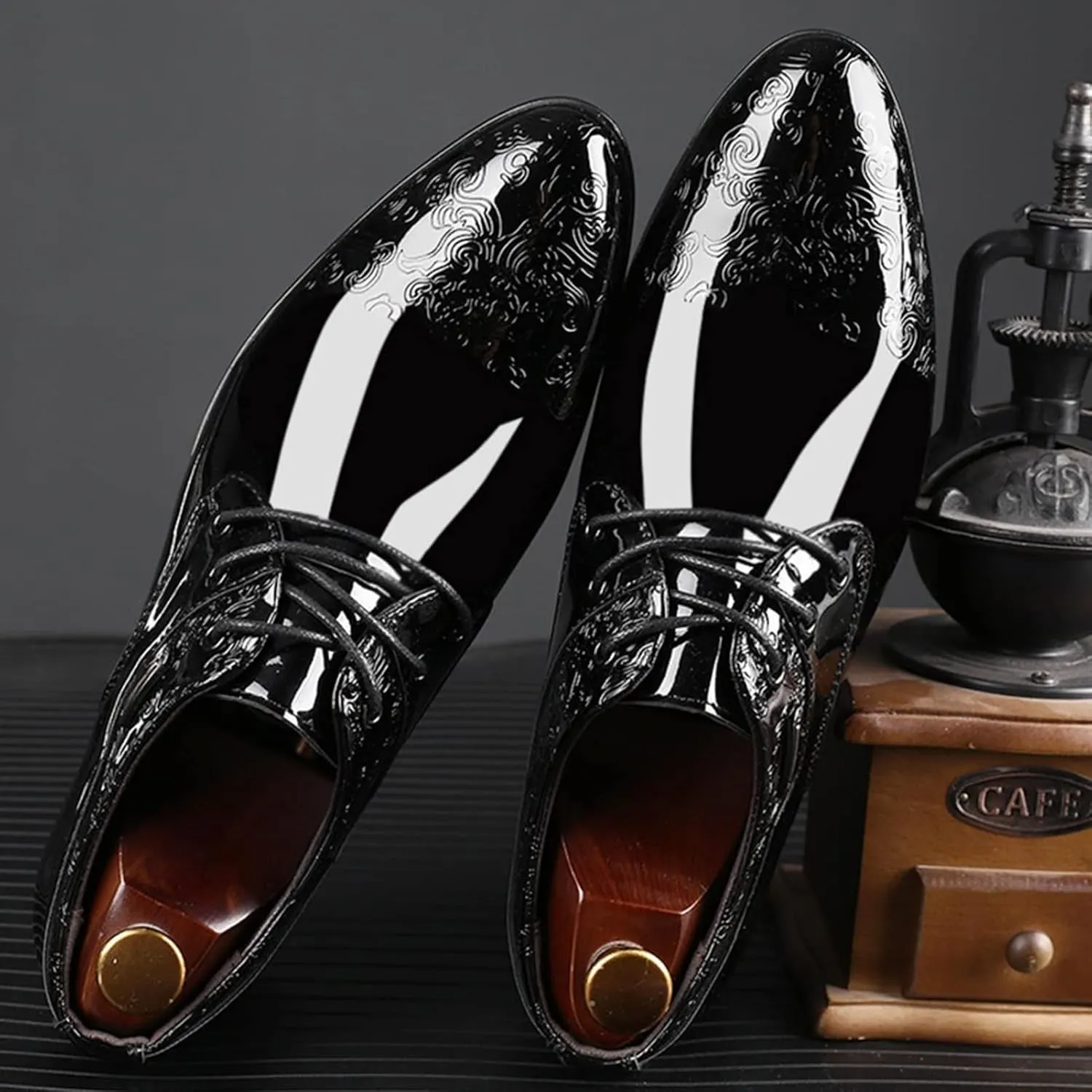 Men's Polishing Patent Leather Chunky Platform Oxford Low Heels Slip On Pointed Toe Derbys Fashion Dress Sneakers Business Casual Derby Shoe