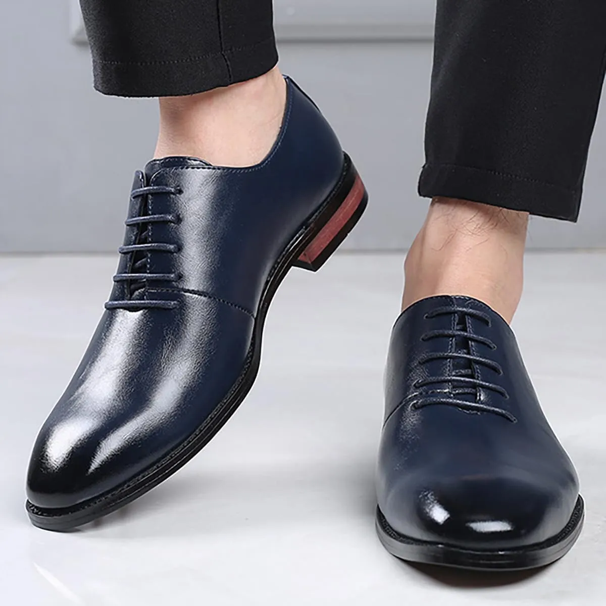 Men's Retro Slip-on Lace Up Business Oxfords Dress Classic Non Slip Casual Leather Work Dress Shoes Fashion Comfortable Formal Wedding Shoes