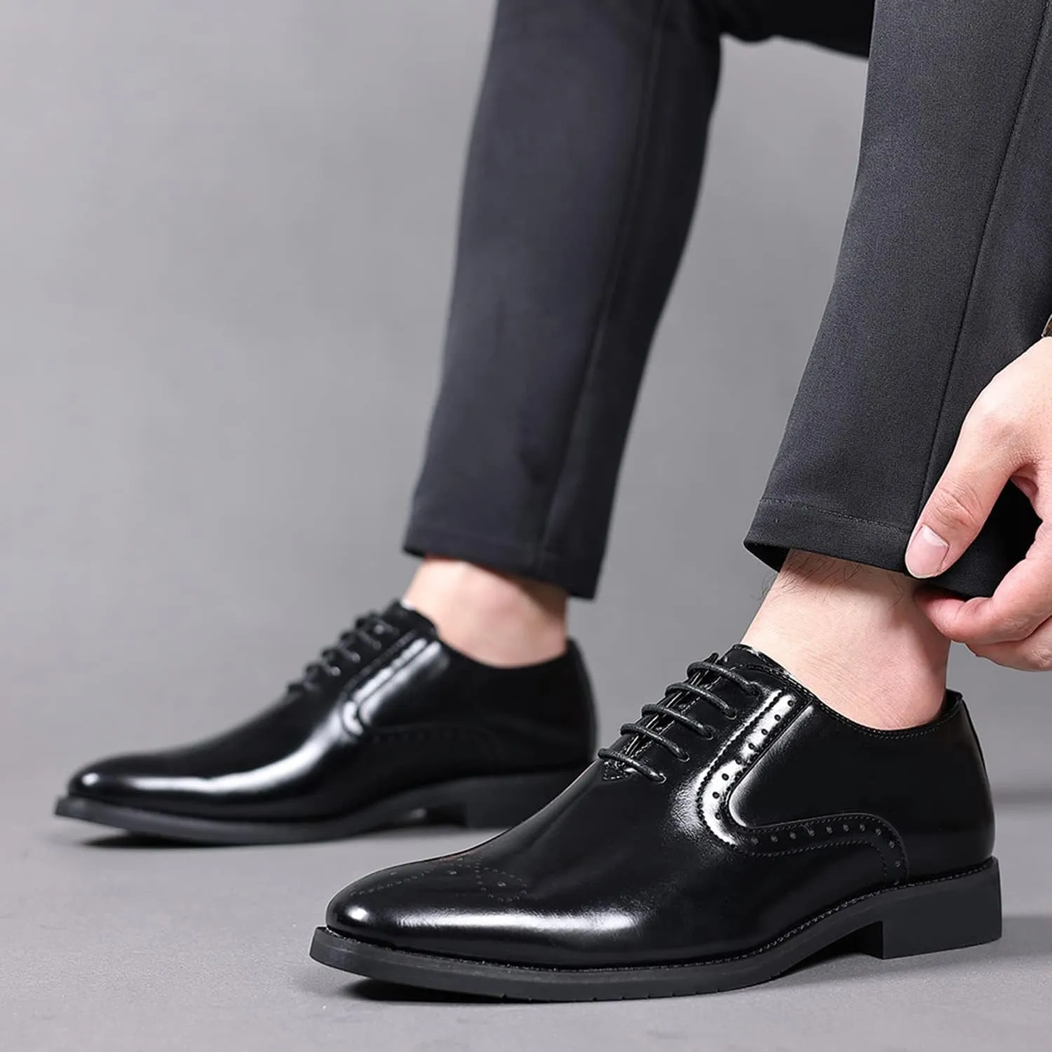 Men's Shoes Classic Lace-up Derby Brogues Formal Oxford Shoes Stylish Wingtip Business Casual Dress Shoes