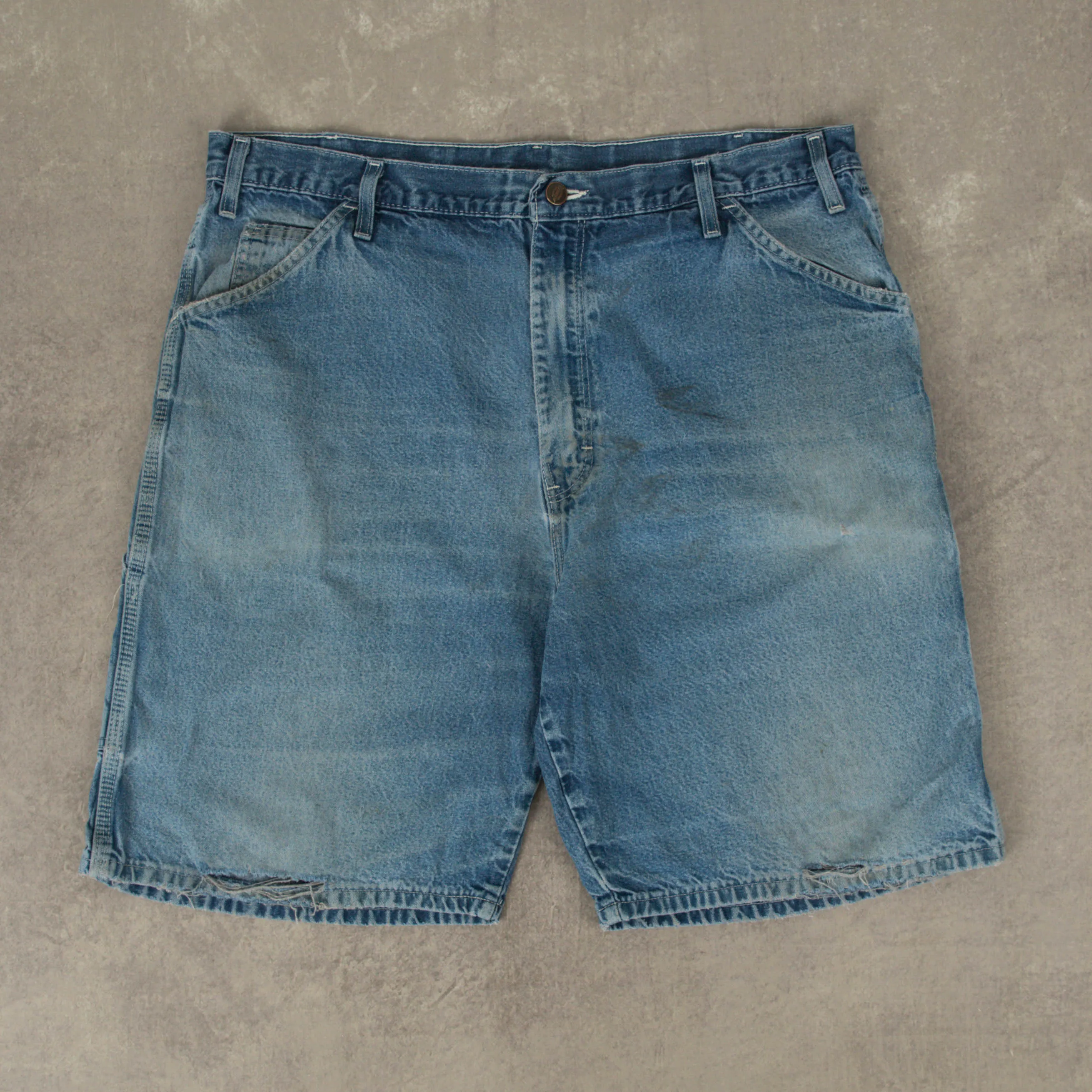 MEN'S VINTAGE DICKIES DISTRESSED DENIM WORKWEAR CARPENTER SHORTS - W36