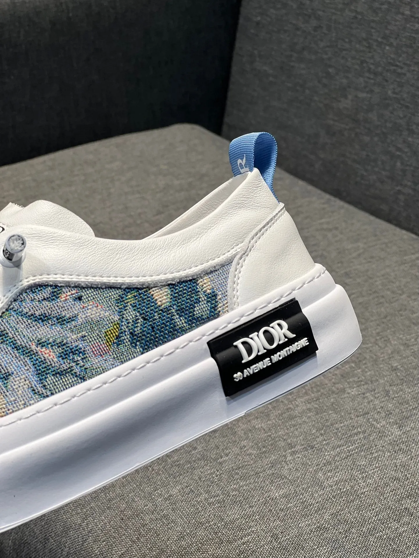 MSE080 DR Men's Sneakers / Size7-12