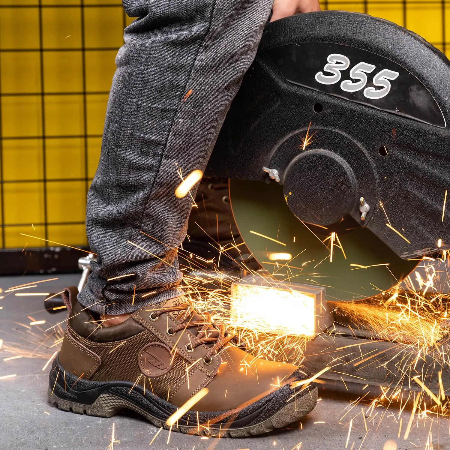 Non-Slip Puncture Resistant Waterproof Steel Toe Work Shoes