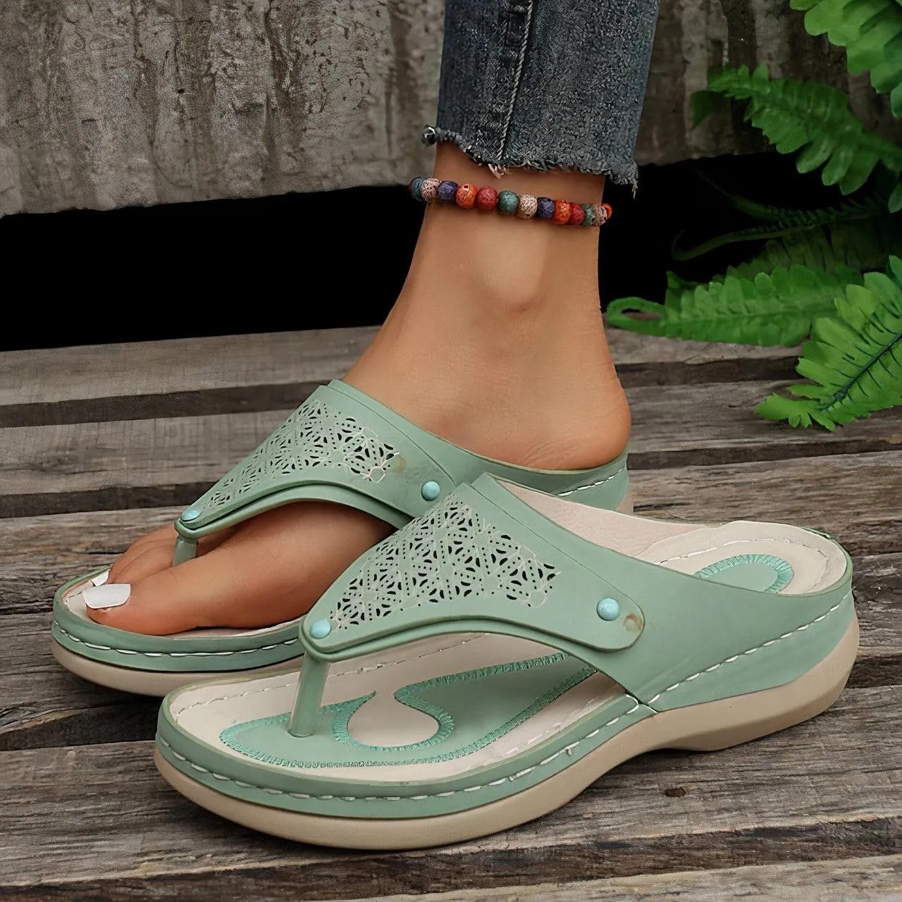 Orthopaedic leather hiking sandals