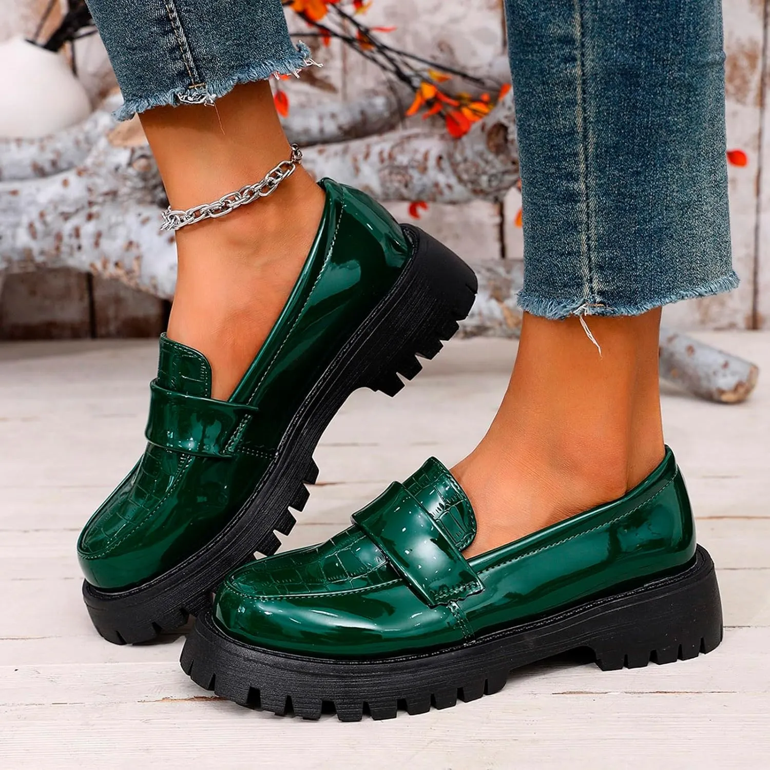 Platform Loafers for Women Patent Leather Chunky Heel Penny Loafers Casual Slip on Loafers Business Casual Shoes