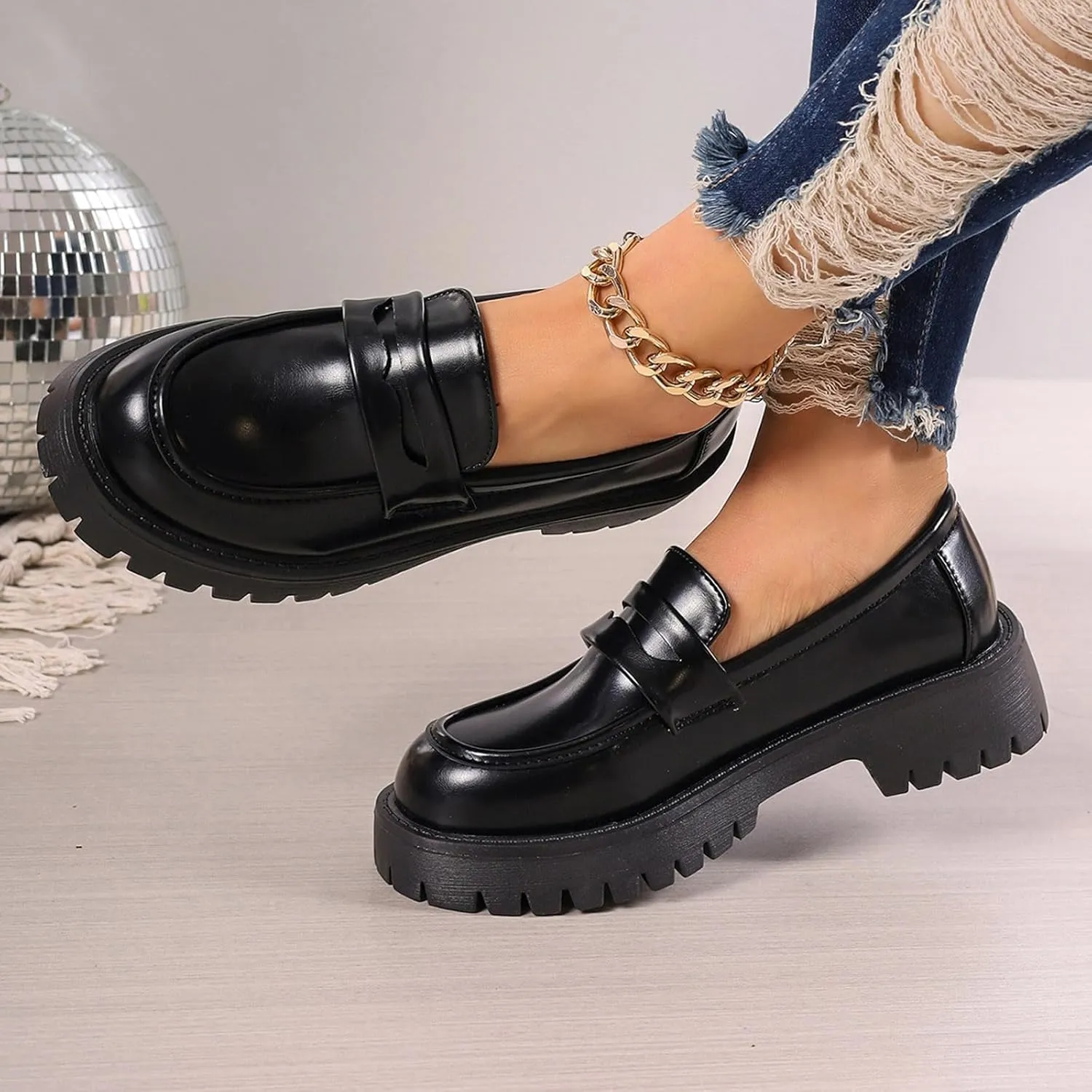 Platform Loafers for Women Patent Leather Chunky Heel Penny Loafers Casual Slip on Loafers Business Casual Shoes