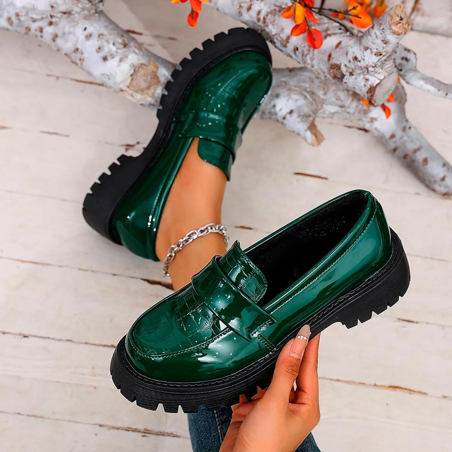 Platform Loafers for Women Patent Leather Chunky Heel Penny Loafers Casual Slip on Loafers Business Casual Shoes