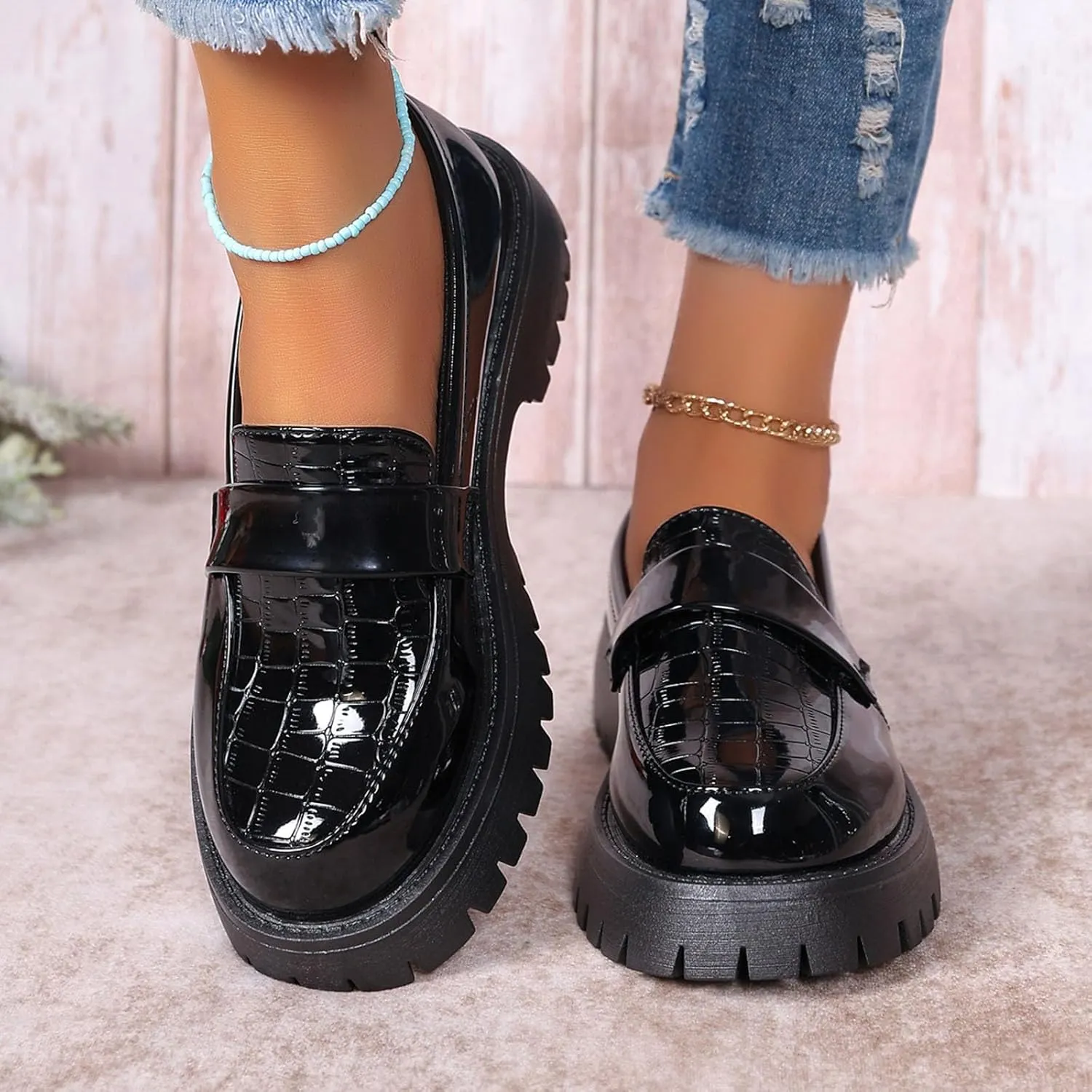 Platform Loafers for Women Patent Leather Chunky Heel Penny Loafers Casual Slip on Loafers Business Casual Shoes