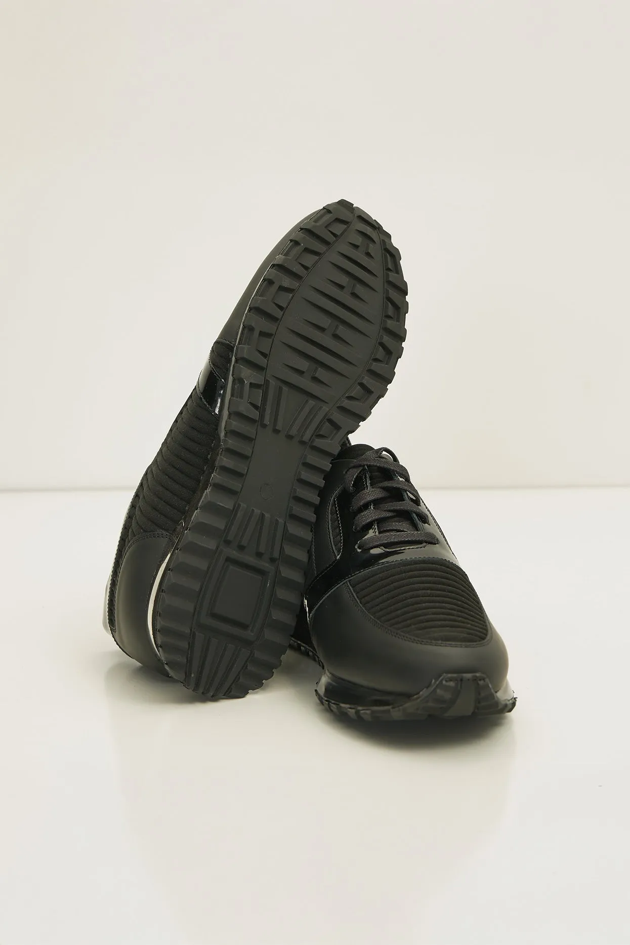 Racer Sneaker - Black White