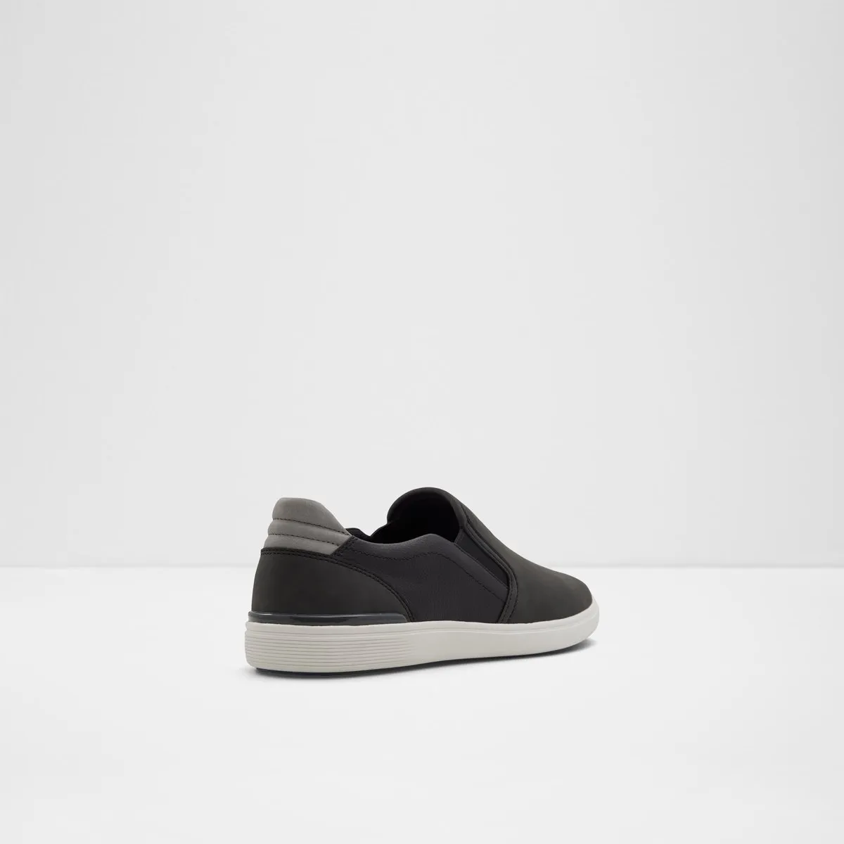 Saredon Slip-On Sneakers