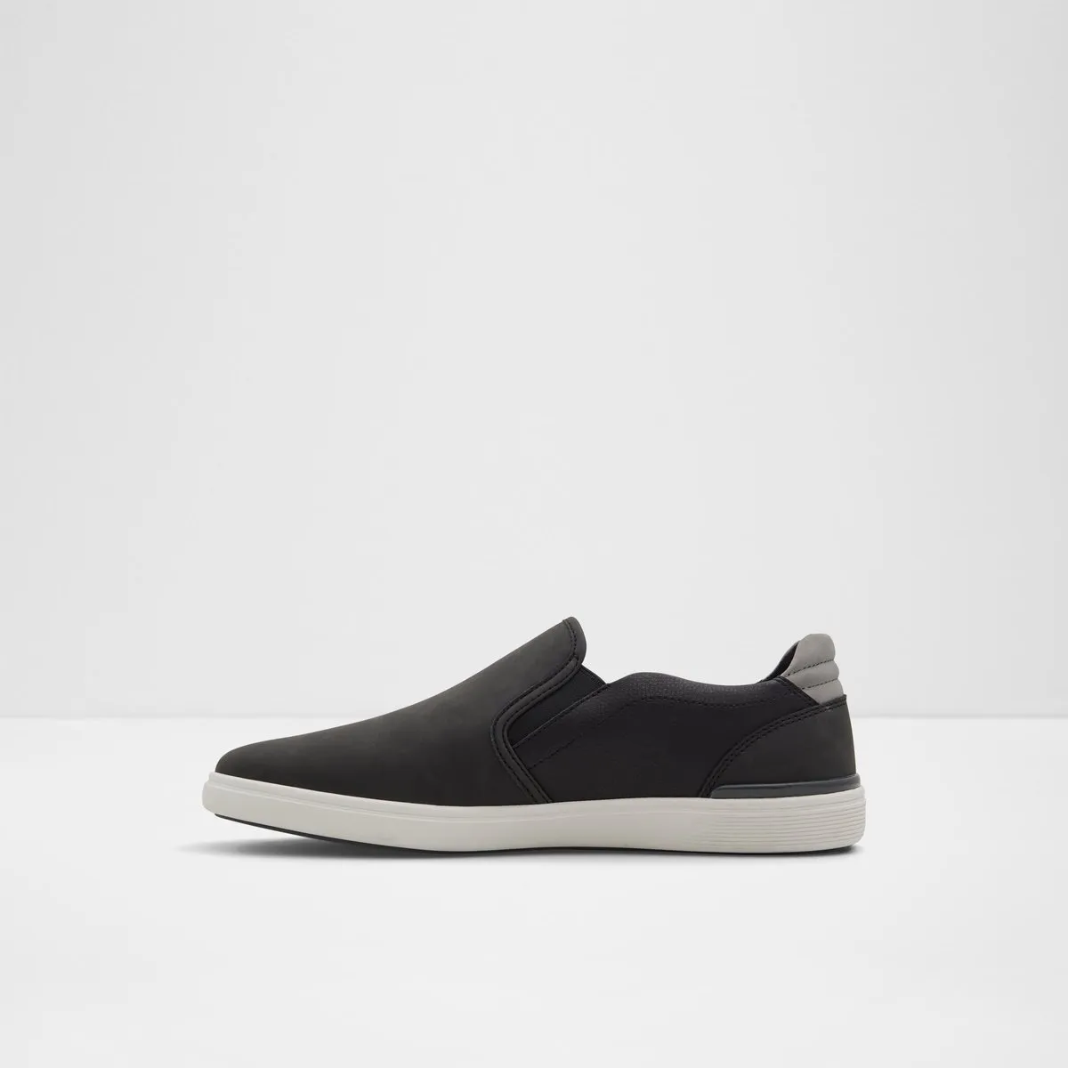 Saredon Slip-On Sneakers