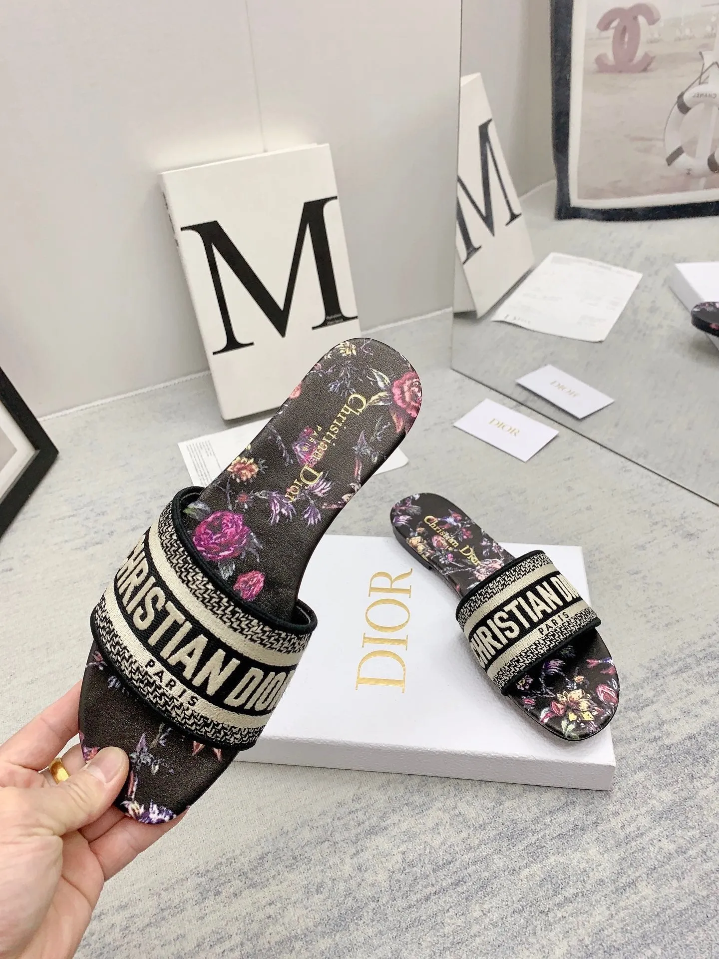 SE1017 Dway Slide / Size5-11