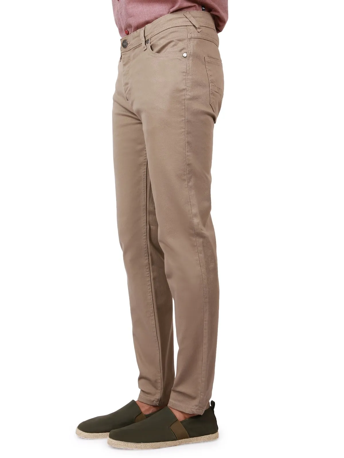 Slim Fit Basic Jeans - FMBP19-047