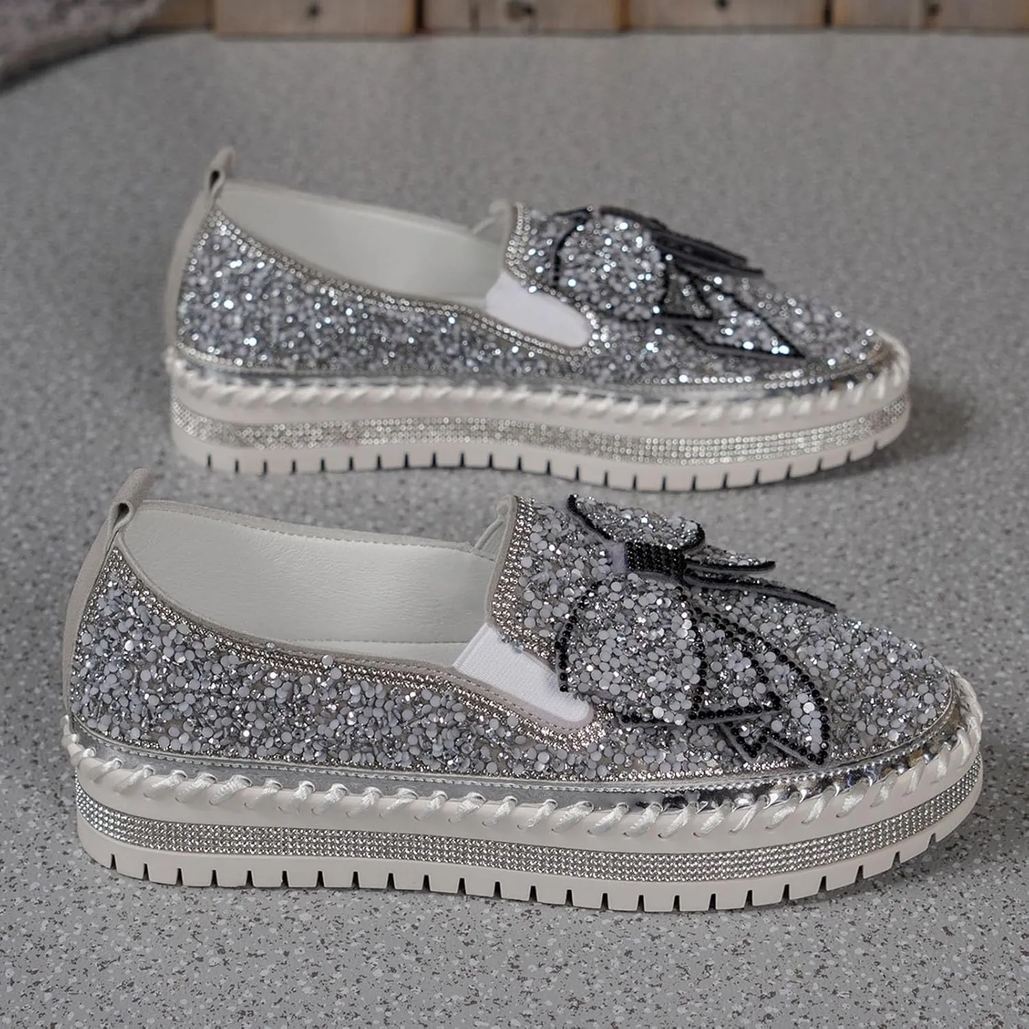 Thick Soft Platform Loafers for Women Sparkly Rhinestone Bow Decoration Single Shoes Elegant Banquet Shoes Work Heel