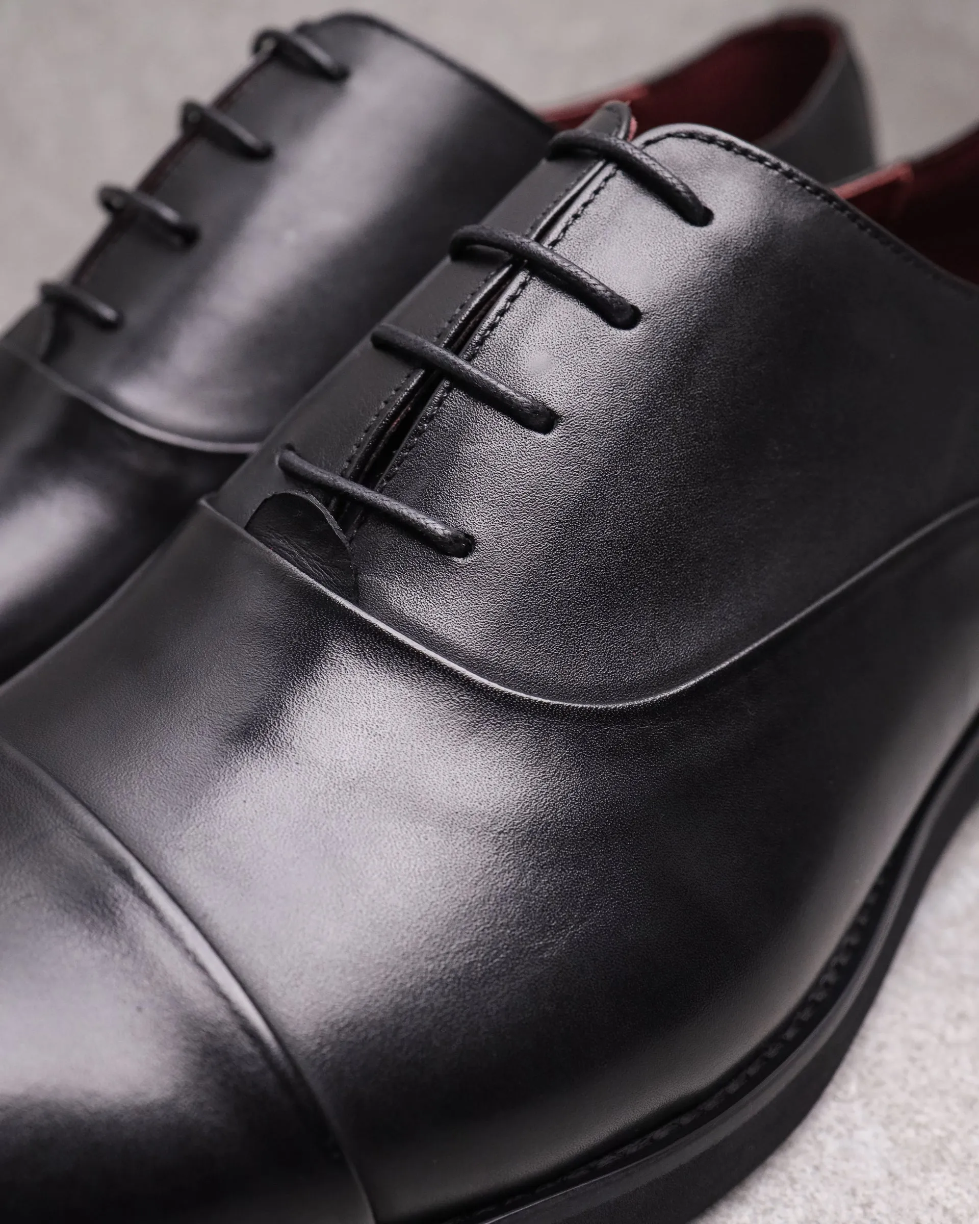 Tomaz HF047 Men's Cap Toe Oxford